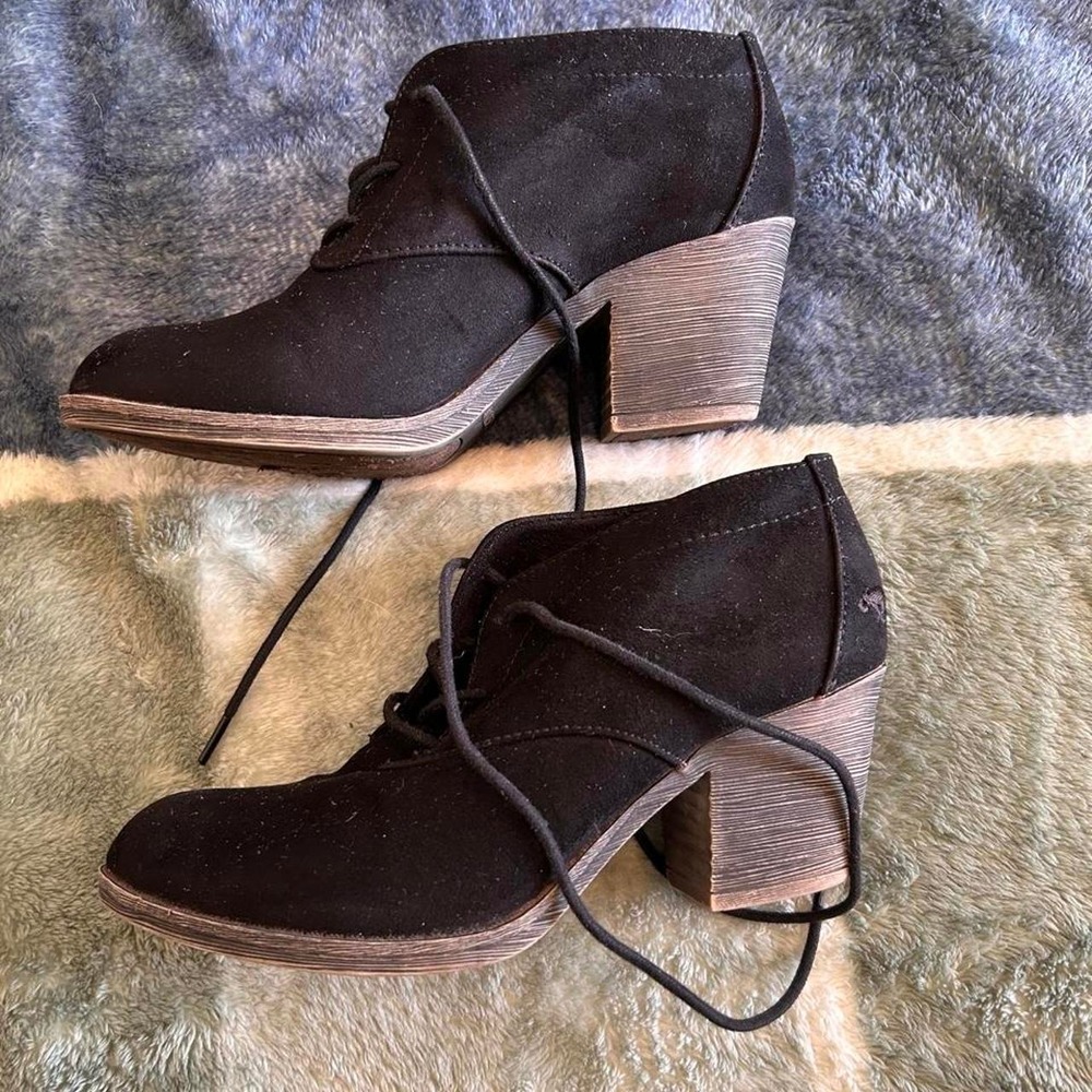 Rocket Dog Black Suede Lace Up Ankle Booties Women's Size 6 Block Heel - Picture 2 of 8
